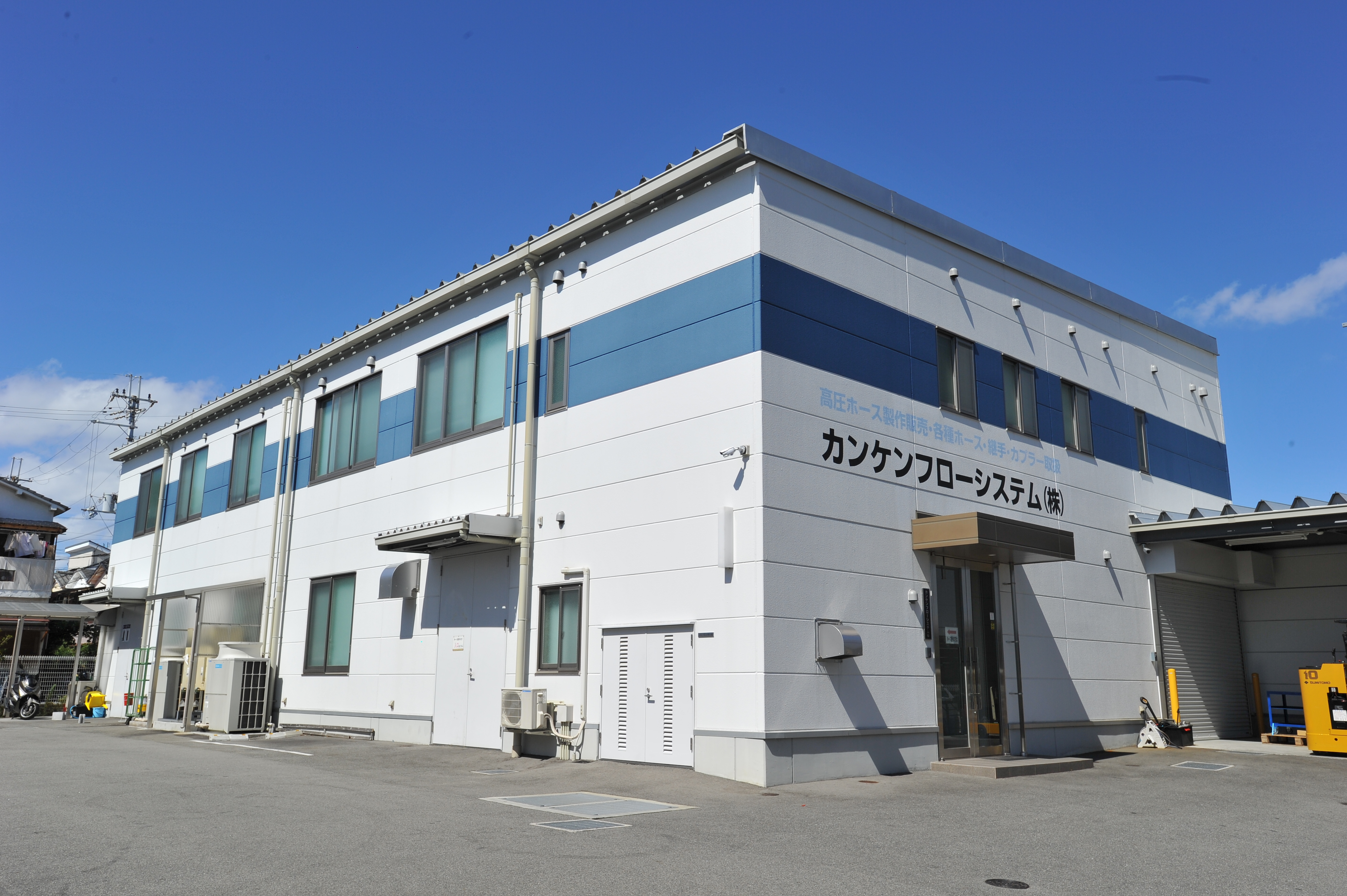 本社外観です。